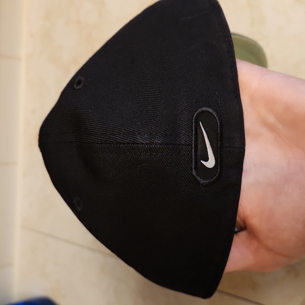 Nike Black & White Center Swoosh Embroidered 7 1/8 Hat Vintage 90s Rare - Picture 4 of 7